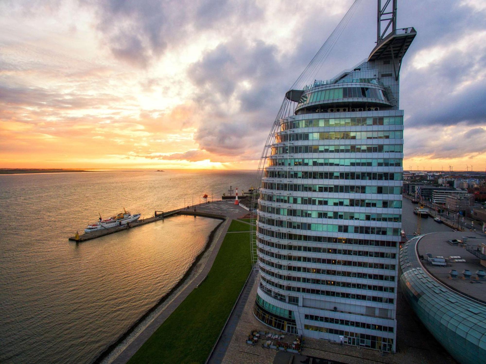 Atlantic Hotel Sail City Бремергафен Екстер'єр фото